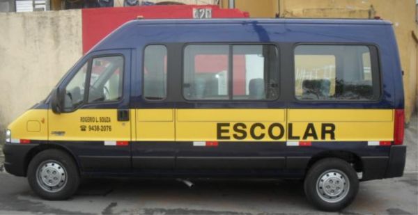 Faixa Escolar em Vans ou Micro-ônibus